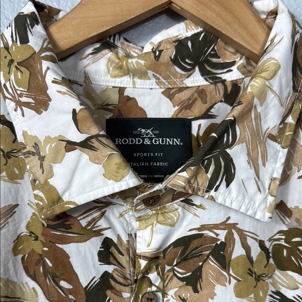 Rodd & Gunn Men's Floral Shirt - Picture 1 of 8